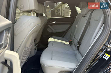 Внедорожник / Кроссовер Audi Q5 2022 в 