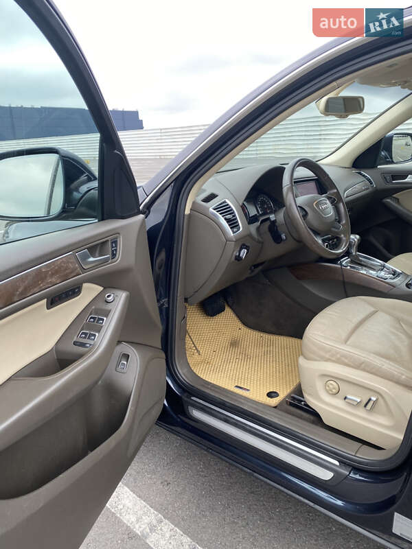 Внедорожник / Кроссовер Audi Q5 2013 в Львове