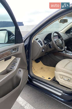 Внедорожник / Кроссовер Audi Q5 2013 в 