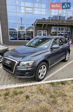 Внедорожник / Кроссовер Audi Q5 2010 в 