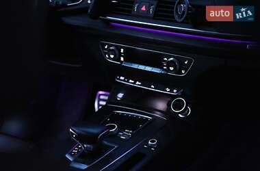 Внедорожник / Кроссовер Audi Q5 2018 в 
