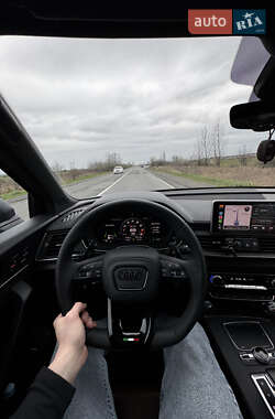 Внедорожник / Кроссовер Audi Q5 2018 в 