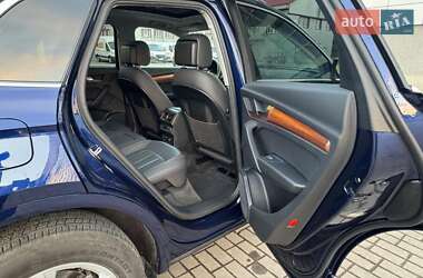 Внедорожник / Кроссовер Audi Q5 2021 в 