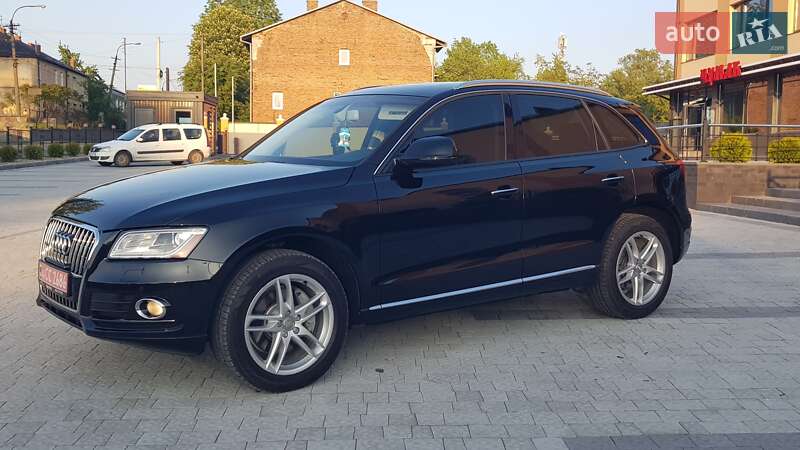 Внедорожник / Кроссовер Audi Q5 2015 в Городке
