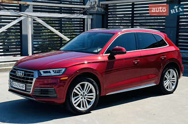 Внедорожник / Кроссовер Audi Q5 2017 в Киеве