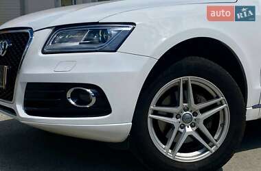 Позашляховик / Кросовер Audi Q5 2014 в 