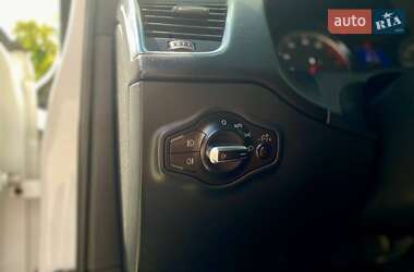 Позашляховик / Кросовер Audi Q5 2014 в 