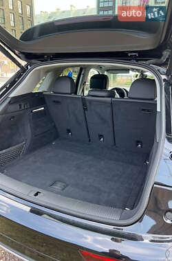 Внедорожник / Кроссовер Audi Q5 2021 в 