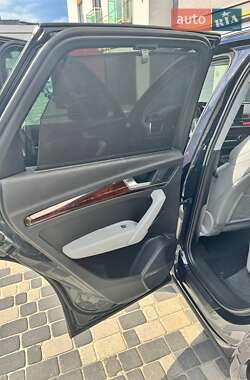 Внедорожник / Кроссовер Audi Q5 2017 в 