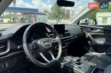 Внедорожник / Кроссовер Audi Q5 2019 в 