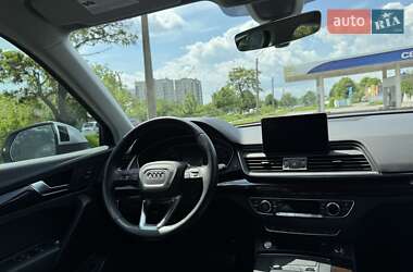 Внедорожник / Кроссовер Audi Q5 2019 в 