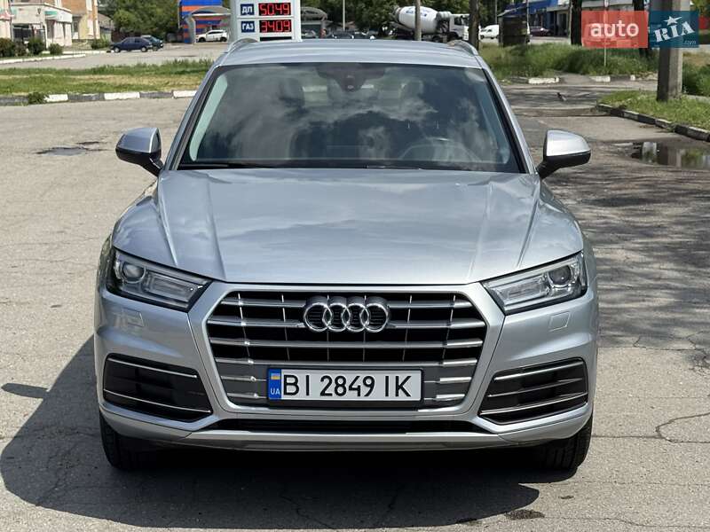Внедорожник / Кроссовер Audi Q5 2019 в Киеве