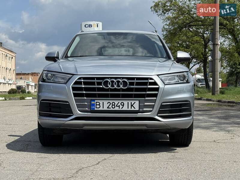 Внедорожник / Кроссовер Audi Q5 2019 в Киеве