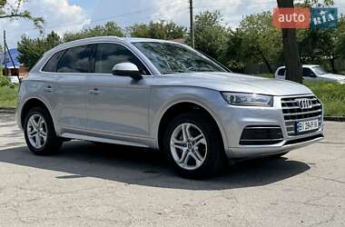 Позашляховик / Кросовер Audi Q5 2019 в Києві