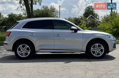 Внедорожник / Кроссовер Audi Q5 2019 в 