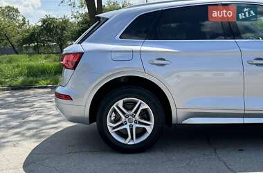Внедорожник / Кроссовер Audi Q5 2019 в 