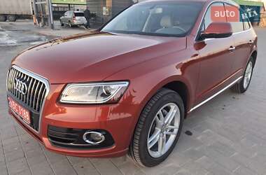 Позашляховик / Кросовер Audi Q5 2015 в 
