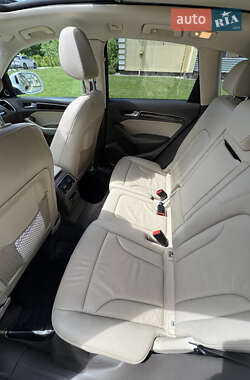 Внедорожник / Кроссовер Audi Q5 2013 в 