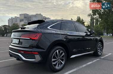 Внедорожник / Кроссовер Audi Q5 2021 в 
