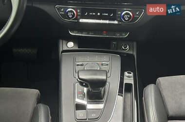 Внедорожник / Кроссовер Audi Q5 2018 в 