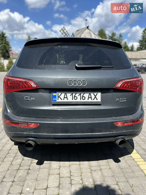 Внедорожник / Кроссовер Audi Q5 2011 в Киеве