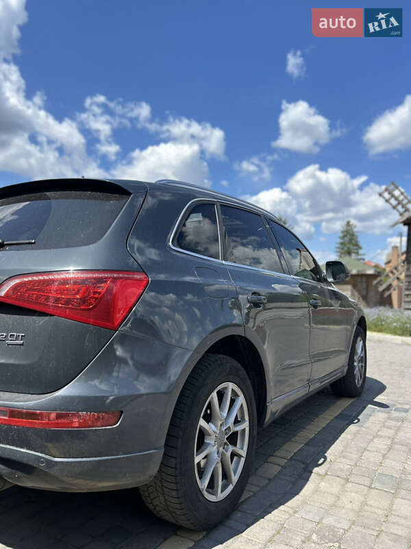 Внедорожник / Кроссовер Audi Q5 2011 в Киеве
