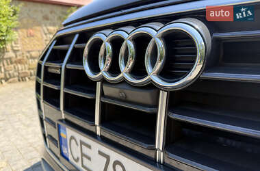 Позашляховик / Кросовер Audi Q5 2021 в 