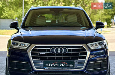 Внедорожник / Кроссовер Audi Q5 2017 в Николаеве