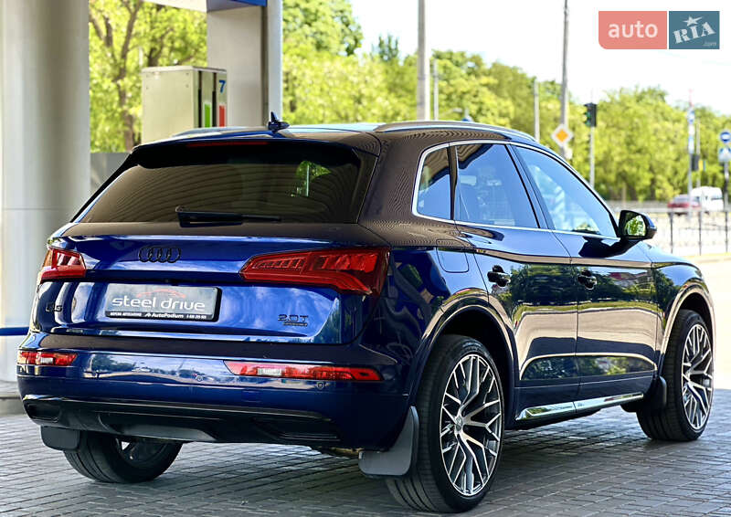 Внедорожник / Кроссовер Audi Q5 2017 в Николаеве