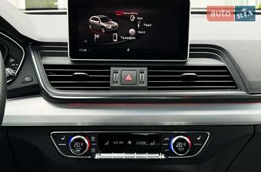 Внедорожник / Кроссовер Audi Q5 2018 в 
