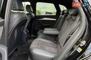 Внедорожник / Кроссовер Audi Q5 2018 в 