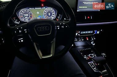Внедорожник / Кроссовер Audi Q5 2017 в 