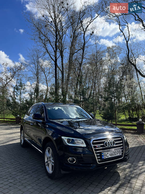 Внедорожник / Кроссовер Audi Q5 2015 в 