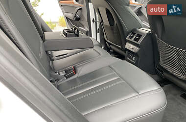 Внедорожник / Кроссовер Audi Q5 2021 в 