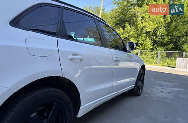 Внедорожник / Кроссовер Audi Q5 2010 в 