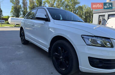 Внедорожник / Кроссовер Audi Q5 2010 в 