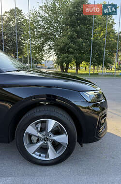 Внедорожник / Кроссовер Audi Q5 2023 в 