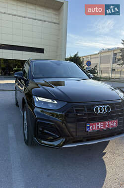 Внедорожник / Кроссовер Audi Q5 2023 в 