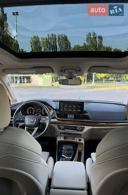 Внедорожник / Кроссовер Audi Q5 2023 в 