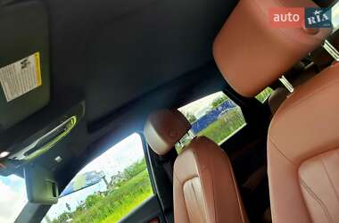 Позашляховик / Кросовер Audi Q5 2021 в 