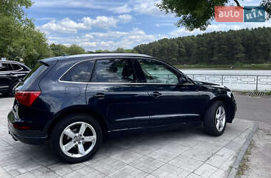 Внедорожник / Кроссовер Audi Q5 2011 в 