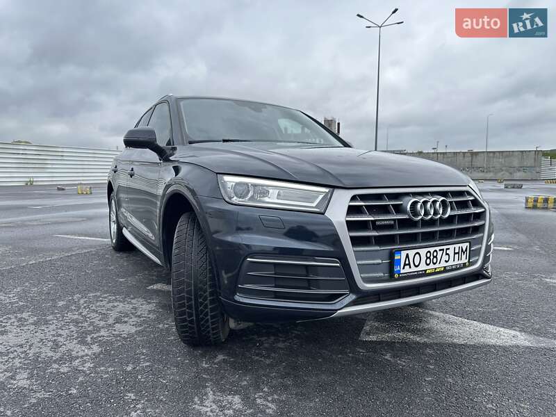 Внедорожник / Кроссовер Audi Q5 2017 в Львове