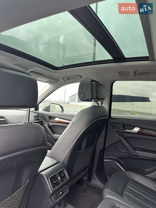Внедорожник / Кроссовер Audi Q5 2017 в Львове