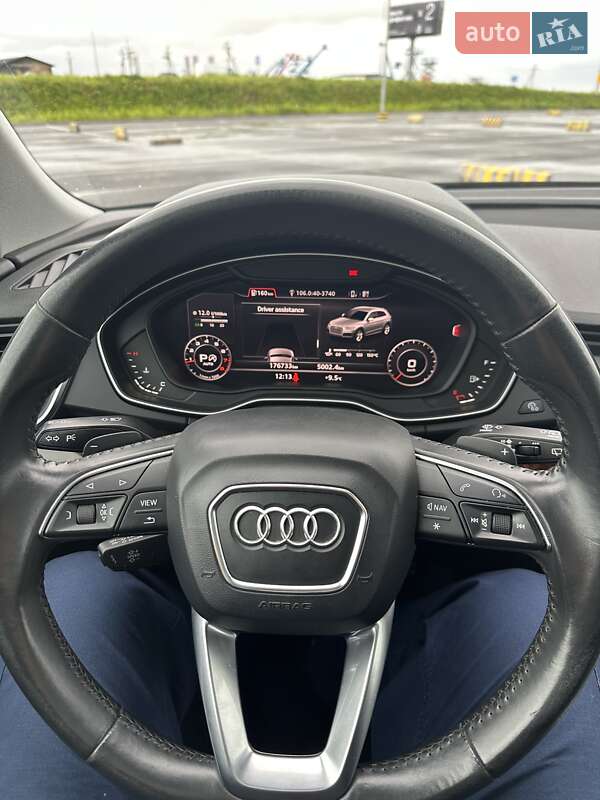 Внедорожник / Кроссовер Audi Q5 2017 в Львове