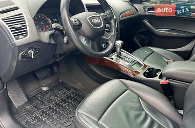 Позашляховик / Кросовер Audi Q5 2015 в 