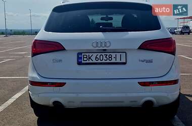 Внедорожник / Кроссовер Audi Q5 2012 в 