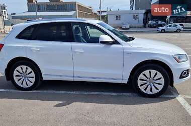 Внедорожник / Кроссовер Audi Q5 2012 в 
