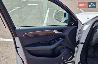 Внедорожник / Кроссовер Audi Q5 2012 в 