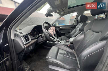 Внедорожник / Кроссовер Audi Q5 2017 в 
