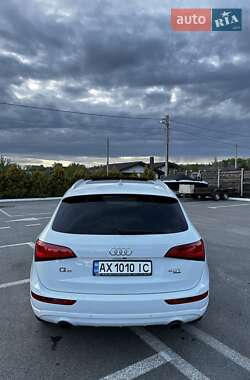 Внедорожник / Кроссовер Audi Q5 2012 в 